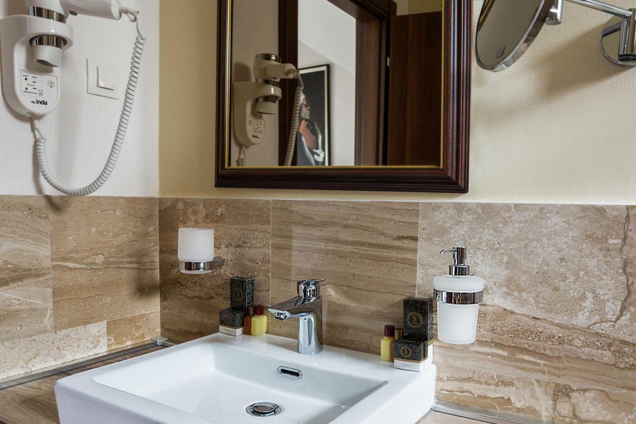 Waikiki Apartments ติวัต ภายนอก รูปภาพ