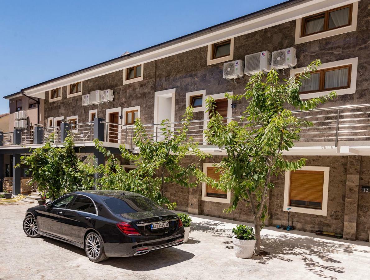 Waikiki Apartments ติวัต ภายนอก รูปภาพ